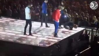 欧美翻车唱歌视频合集,笑料百出合集大放送！