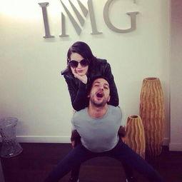 欧美情侣头无码像视频,无码视频中的浪漫时光