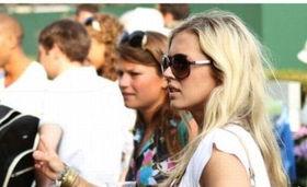 欧美街头演戏视频,流动的艺术盛宴