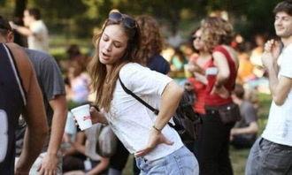 欧美街头演戏视频,流动的艺术盛宴