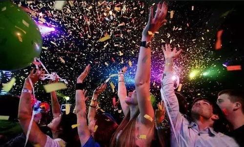 欧美圣诞乳摇舞视频,乳摇舞视频带你领略节日激情